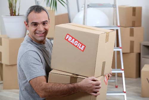 Screen-reader friendly website layout for London removals and storage